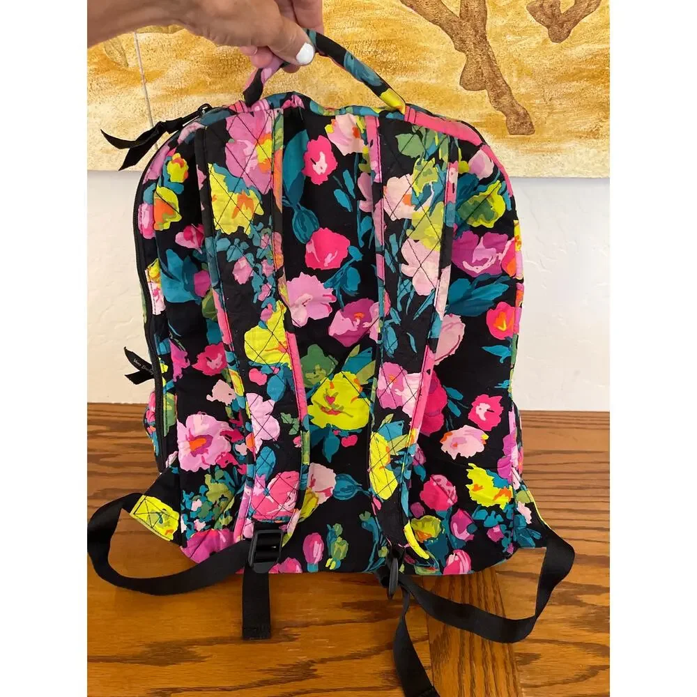Vera Bradley, large floral quilted backpack